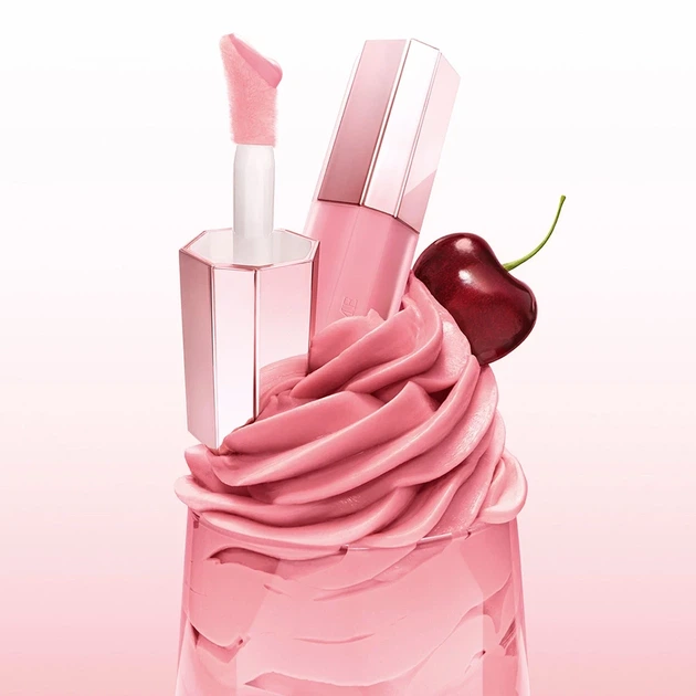 Жидкие румяна с эффектом мягкой матовости для лица Lancome Skin Idole Juicy Liquid Blush 80 - The More The Cherrier - Фото 4 Жидкие румяна с эффектом мягкой матовости для лица Lancome Skin Idole Juicy Liquid Blush 80 - The More The Cherrier - изображение 4