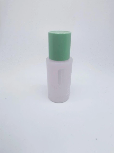 Очищающий лосьон для сухой и комбинированной кожи Clinique Clarifying lotion №2 - Фото 2 Очищающий лосьон для сухой и комбинированной кожи Clinique Clarifying lotion №2 - изображение 2
