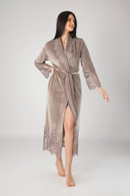 Халат женский велюровый длинный с кружевом бежевый L/XL - изображение 4