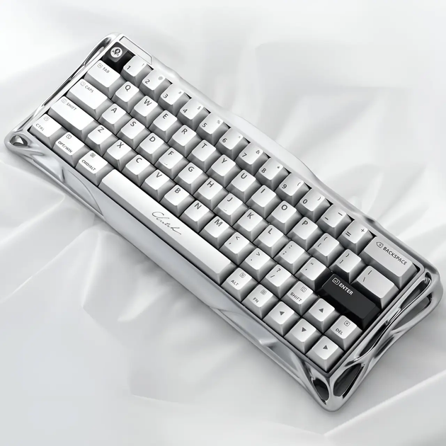 Ігрова дротова магнітна клавіатура GravaStar Mercury V60 Pro Deluxe Edition / Magnetic GravaStar UFO Switch / with Keycap Set / Chrome Silver - Фото 2 Ігрова дротова магнітна клавіатура GravaStar Mercury V60 Pro Deluxe Edition / Magnetic GravaStar UFO Switch / with Keycap Set / Chrome Silver - зображення 2