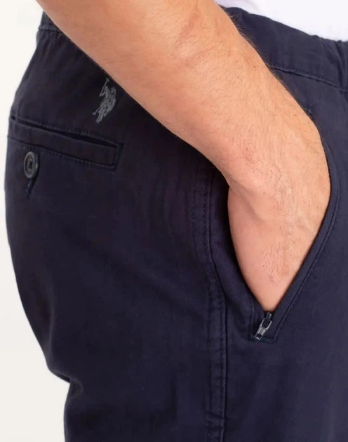Мужские брюки-джоггеры U.S. POLO ASSN модель «Stretch Twill Jogger» эластичный пояс на шнурке L синие - Фото 4 Мужские брюки-джоггеры U.S. POLO ASSN модель «Stretch Twill Jogger» эластичный пояс на шнурке L синие - изображение 4