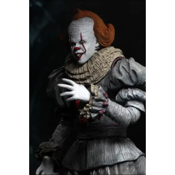 Коллекционная фигурка Пеннивайз (Pennywise) Ultimate 18 см – «Оно: Часть 2» (2019) от NECA с аксессуарами - изображение 3