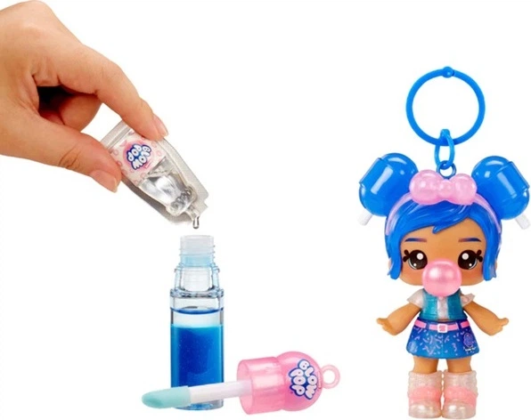 Лялька MGA Yummiland Lulu Raspberry з набором для створення блиску для губ 10 см 54598 (035051545989) - зображення 3