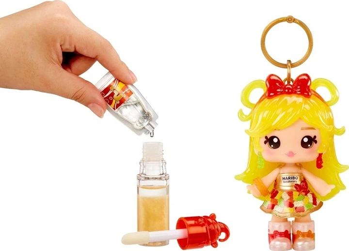 Lalka MGA Yummiland Sweetie Goldbears z zestawem do tworzenia błyszczyka 10 cm 54599 (035051545996) - obraz 4