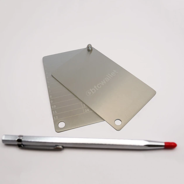 Металеві пластини Btcwallet White Plate для зберігання сід-фрази 2 штуки + кріпильний болт + гравірувальна ручка - Фото 8 Металеві пластини Btcwallet White Plate для зберігання сід-фрази 2 штуки + кріпильний болт + гравірувальна ручка - изображение 8