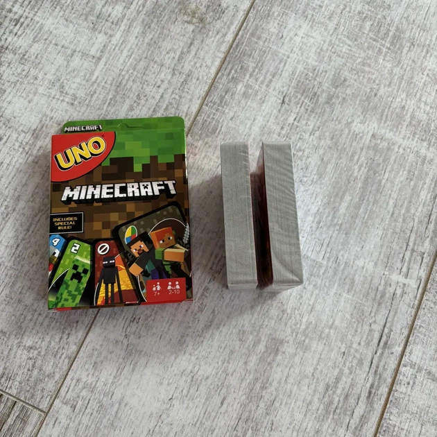 Настольная карточная игра UNO Minecraft: специальное издание с Крипером (112 карт) - изображение 2