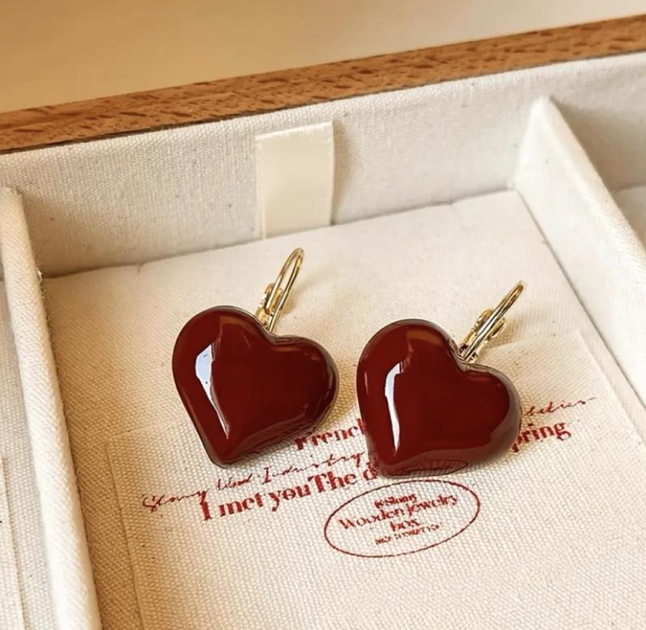Сережки петли красные сердечки с красными сердечками Золотой Бургунди (2129*) - Фото 4 Сережки петли красные сердечки с красными сердечками Золотой Бургунди (2129*) - изображение 4