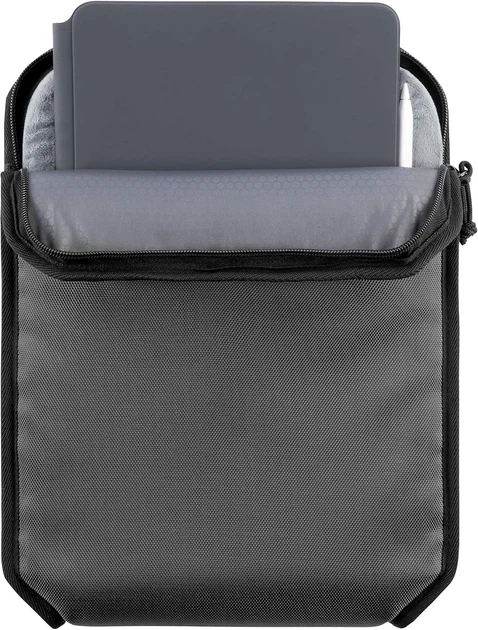 Чохол-сумка UAG Shock Sleeve Lite для Apple iPad Pro 11 2024/2025 / iPad Pro 11 2018/2020/2021/2022 / iPad Air 11 2024/2025 / iPad 11 2025 Grey (982390113030) - Фото 2 Чохол-сумка UAG Shock Sleeve Lite для Apple iPad Pro 11 2024/2025 / iPad Pro 11 2018/2020/2021/2022 / iPad Air 11 2024/2025 / iPad 11 2025 Grey (982390113030) - зображення 2