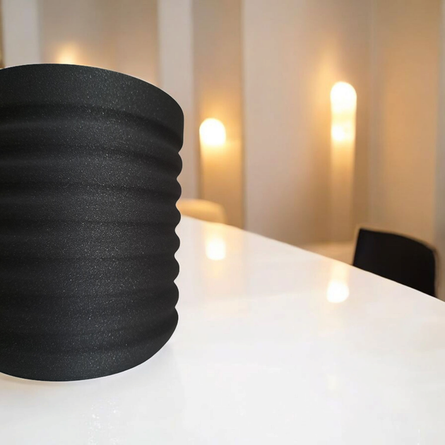 Вазон Кашпо Ribbed Black - стиль и текстура, притягивающая взгляд матовое с текстурой декоративное кашпо для дома и офиса XXXS (9х9х9 см) - изображение 2