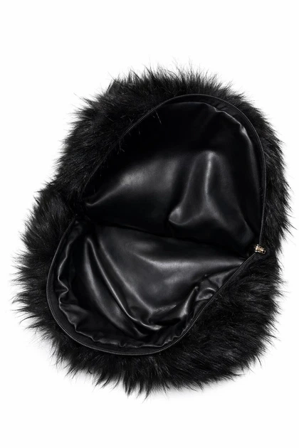 Рюкзак из эко-меха чёрный с графическим принтом, стиль darkcore, ONE SIZE (10823) - Фото 4 Рюкзак из эко-меха чёрный с графическим принтом, стиль darkcore, ONE SIZE (10823) - изображение 4
