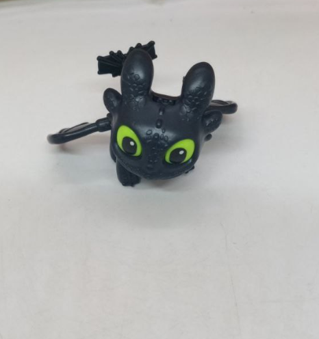 Фигурка Беззубик (Ночная Фурия) Как приручить дракона How to Train Your Dragon светящиеся глаза черный с крыльями украшение игрушка 5,5 см - изображение 4