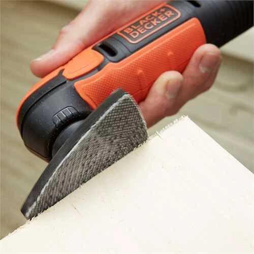 Шліфмашина вібраційна BLACK+DECKER, 12 В Li-lon, 11000 об/хв, 92х92х92 мм, амплітуда 2.8 мм, вага 0.90 кг (BDCDS12N) - Фото 6 Шліфмашина вібраційна BLACK+DECKER, 12 В Li-lon, 11000 об/хв, 92х92х92 мм, амплітуда 2.8 мм, вага 0.90 кг (BDCDS12N) - зображення 6