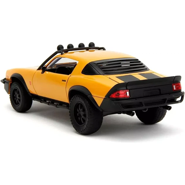 Автомодель Jada Transformers Бамблби Chevy Camaro 1977 года с фигуркой логотипа 1:24 (253115010) - изображение 2