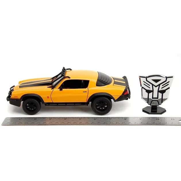 Автомодель Jada Transformers Бамблби Chevy Camaro 1977 года с фигуркой логотипа 1:24 (253115010) - изображение 5