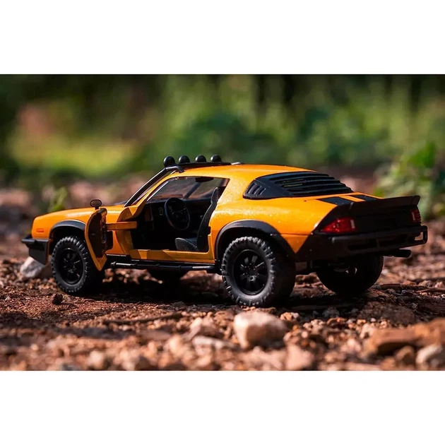 Автомодель Jada Transformers Бамблби Chevy Camaro 1977 года с фигуркой логотипа 1:24 (253115010) - изображение 7