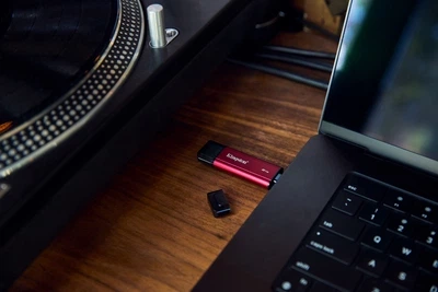 Внешний SSD Kingston Dual USB-A/USB-C 2TB USB 3.2 Gen 2 до 1050MB/s Red/Black (SPSD/2TB) - изображение 7