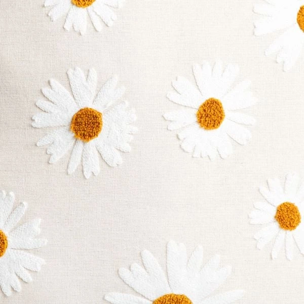 Наволочка Homla Madelif з вишитими ромашками 45x45 см (5906496739804) - зображення 2