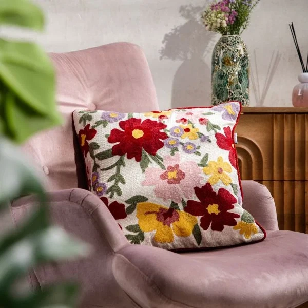 Наволочка Homla Pullo з вишитими квітами 45x45 см (5906496733857) - зображення 4