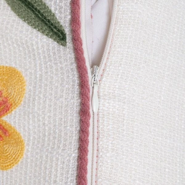 Наволочка Homla Alvor з вишитими квітами 45x45 см (5906496733864) - зображення 3