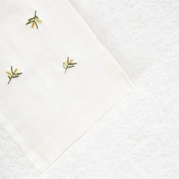 Ręcznik Homla York z ozdobnym haftem 70 x 130 cm (5906496770197) - obraz 2