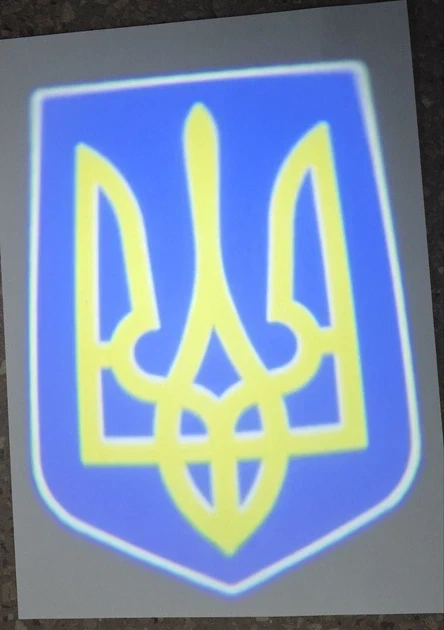 Світлодіодний проєктор підсвічування дверей авто «Герб України», LED логотип, 2 шт. - Фото 8 Світлодіодний проєктор підсвічування дверей авто «Герб України», LED логотип, 2 шт. - зображення 8