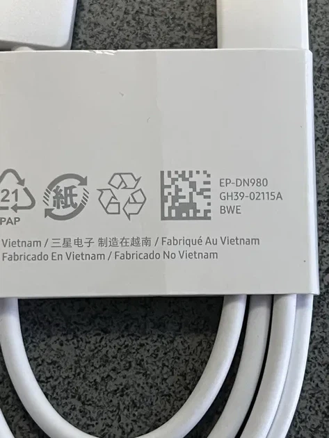 Кабель синхронізації та зарядки USB-C - USB-C Samsung (EP-DA705) 1м White Power Delivery 60W - Фото 5 Кабель синхронізації та зарядки USB-C - USB-C Samsung (EP-DA705) 1м White Power Delivery 60W - зображення 5