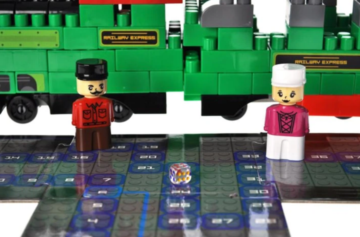 Конструктор блочный qbee Blocs&Steps Железнодорожный Экспресс 3в1 с игрой-ходилкой и мемори 136 дет - изображение 4