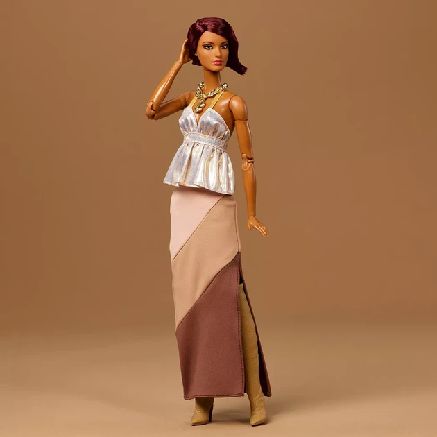 Лялька Barbie You Create Barbie Basics Брюнетка (JJX35) - зображення 10