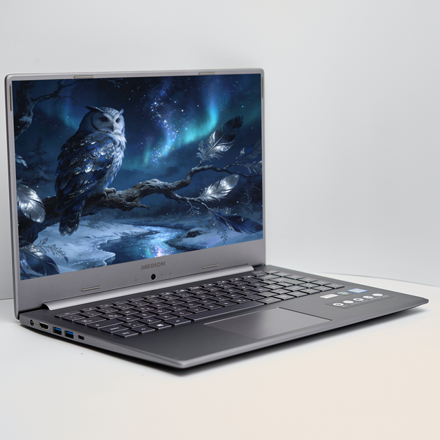Ноутбук 15.6'' Medion (Lenovo Group) Akoya S6445 | Intel Core i3-8145U | IPS (1920x1080) FullHD | RAM DDR4 8 ГБ | SSD 256 ГБ | Intel UHD Graphics 620 | Металевий корпус | Win10 б/в (5018) - изображение 3