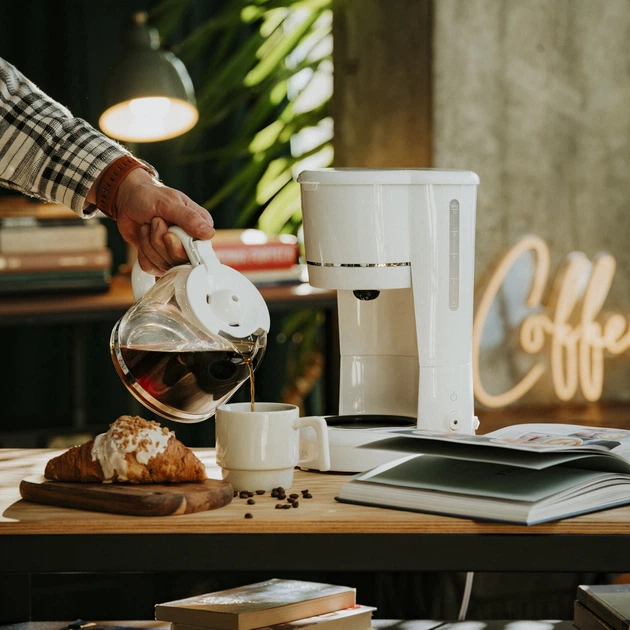 Кавоварка крапельна Adler AD 4383 Біла - зображення 11