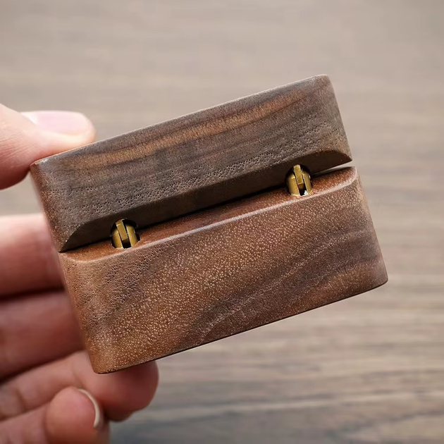 Коробочка для обручок дерев'яна прозора кришка 5.5×5.5×3.5 см - зображення 3
