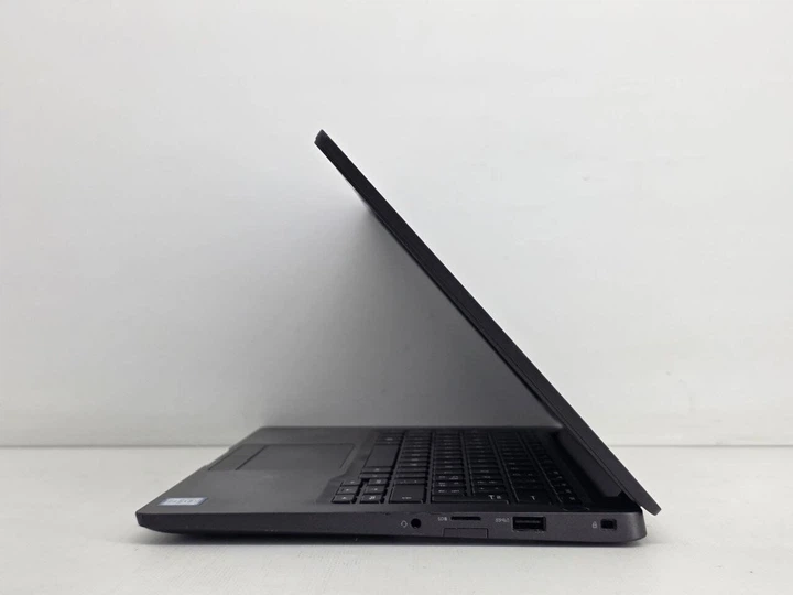 Ультрабук Б-класс Dell Latitude 7300 / 13.3" (1366x768) TN / Intel Core i5-8365U (4 (8) ядра по 1.6 - 4.1 GHz) / 8 GB DDR4 / 256 GB SSD / Intel UHD Graphics 620 / WebCam б/у - Фото 5 Ультрабук Б-класс Dell Latitude 7300 / 13.3" (1366x768) TN / Intel Core i5-8365U (4 (8) ядра по 1.6 - 4.1 GHz) / 8 GB DDR4 / 256 GB SSD / Intel UHD Graphics 620 / WebCam б/у - изображение 5