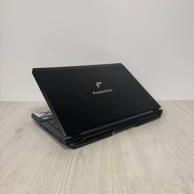 Игровой ноутбук PowerSpec 1510 / 15.6" (1920x1080) IPS / Intel Core i7-7700HQ (4 (8) ядра по 2.8 - 3.8 GHz) / 16 GB DDR4 / 256 GB SSD / nVidia GeForce GTX 1070, 8 GB GDDR5, 256-bit / WebCam б/у - Фото 6 Игровой ноутбук PowerSpec 1510 / 15.6" (1920x1080) IPS / Intel Core i7-7700HQ (4 (8) ядра по 2.8 - 3.8 GHz) / 16 GB DDR4 / 256 GB SSD / nVidia GeForce GTX 1070, 8 GB GDDR5, 256-bit / WebCam б/у - изображение 6