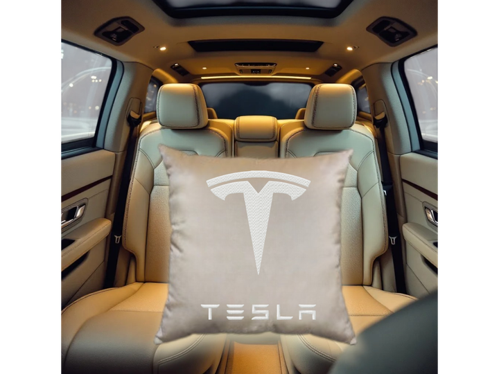 Авто Подушка c вишивкою логотипу марки ТеслаTesla бежевий автомобілісту 03772 - Фото 1 Авто Подушка c вишивкою логотипу марки ТеслаTesla бежевий автомобілісту 03772 - зображення 1