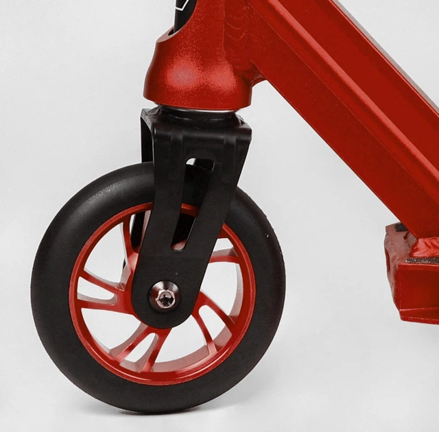 Трюковый самокат с алюминиевыми дисками Best Scooter красный BS-9811 - Фото 4 Трюковый самокат с алюминиевыми дисками Best Scooter красный BS-9811 - изображение 4