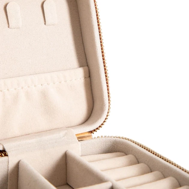 Шкатулка для прикрас Homla Rinas з прошиттям у вигляді ялинки коричнева 10,5x10,5x5 см (5906496752827) - зображення 4