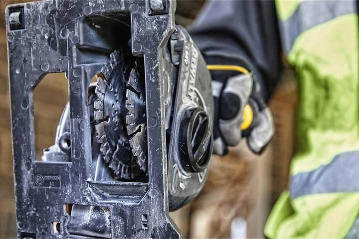 Штроборез аккумуляторный бесщеточный DeWALT DCG200NT - изображение 8