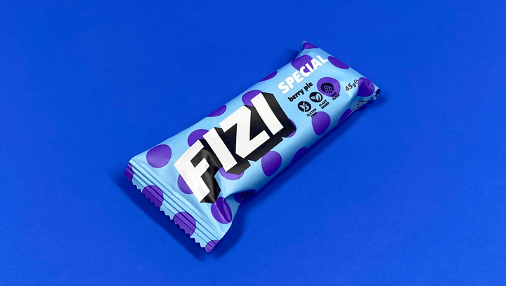 Протеїновий Батончик Fizi Special Berry Pie в Розовом Шоколаде 45g - изображение 2