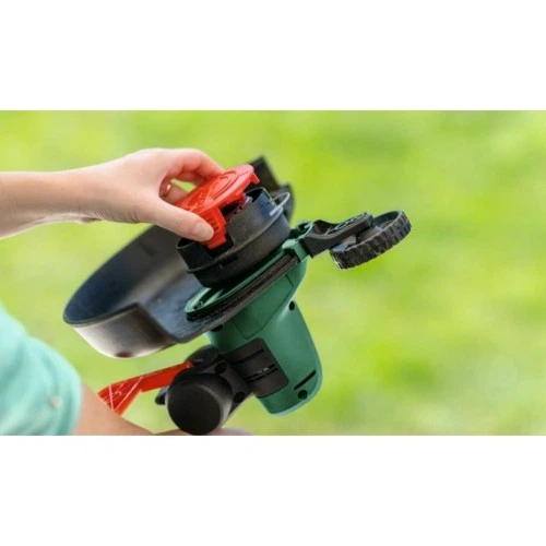 Триммер садовый Bosch UniversalGrassCut 18V-260 1х2.5Ah, 26см, 2.3кг (0.600.8C1.D03) BOSCH 0.600.8C1.D03 991777 - Фото 5 Триммер садовый Bosch UniversalGrassCut 18V-260 1х2.5Ah, 26см, 2.3кг (0.600.8C1.D03) BOSCH 0.600.8C1.D03 991777 - изображение 5