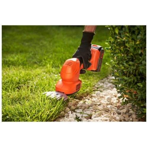 Кусторез Black&Decker 18 В, 2Ah, насадки- 20 см/8 мм, 10 см/18 мм, (BCSS18D1) BLACK&DECKER BCSS18D1 976920 - Фото 9 Кусторез Black&Decker 18 В, 2Ah, насадки- 20 см/8 мм, 10 см/18 мм, (BCSS18D1) BLACK&DECKER BCSS18D1 976920 - изображение 9