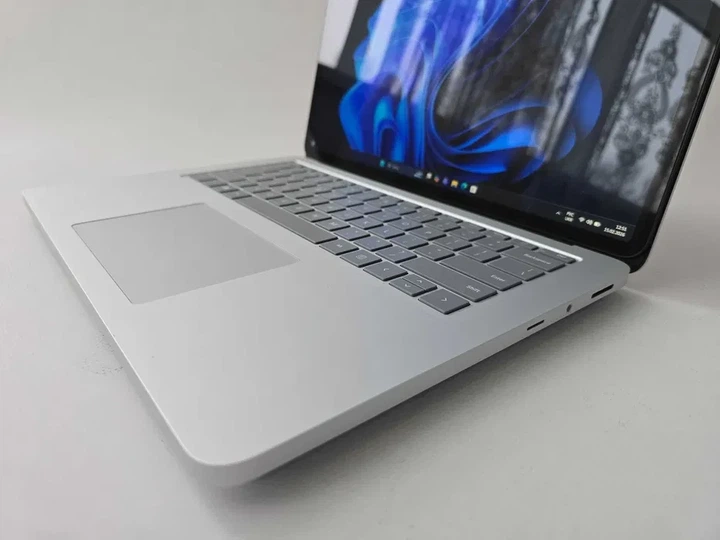 Ноутбук Microsoft Surface Laptop 2 I7 13800H/RAM 16GB/SSD 512GB/2.5K 120Hz Б\В - Б/У - Фото 3 Ноутбук Microsoft Surface Laptop 2 I7 13800H/RAM 16GB/SSD 512GB/2.5K 120Hz Б\В - Б/У - изображение 3