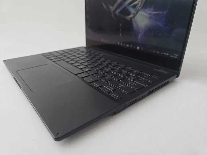 Ноутбук ASUS ROG Flow X13 /R9 5900HS/RTX 3050TI/RAM 16GB/SSD 512GB/WIN 11 Б\В - Б/В - зображення 3