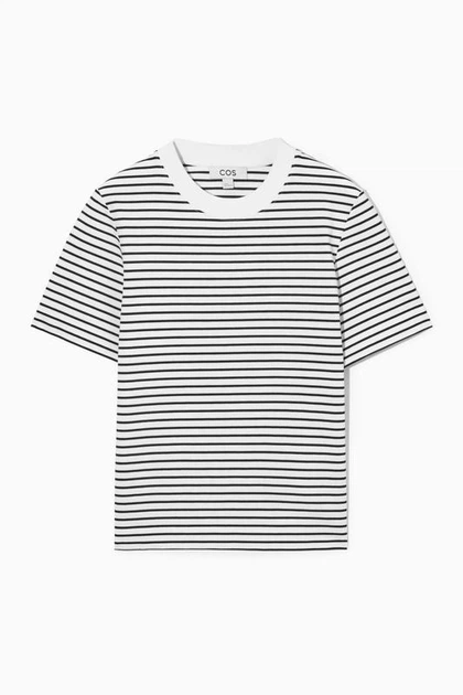 Футболка жіноча COS clean cut regular t-shirt 0960679006 XS Біло-чорний - Фото 4 Футболка жіноча COS clean cut regular t-shirt 0960679006 XS Біло-чорний - изображение 4