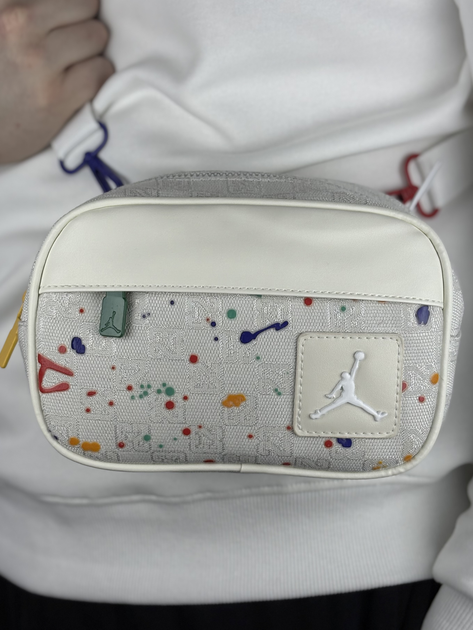 Сумка через плечо Jordan Monogram в белом цвете. - изображение 2