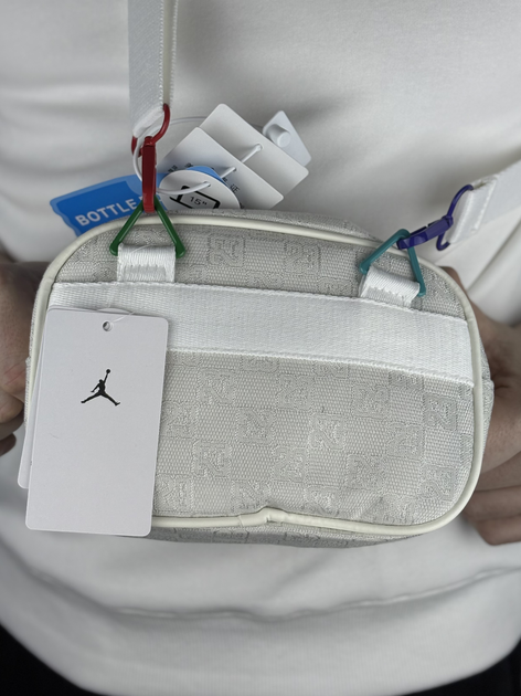 Сумка через плечо Jordan Monogram в белом цвете. - изображение 6