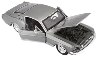 Металева модель автомобіля Maisto Ford Mustang GT 1967 1:24 Сірий MST31260GY (090159312604) - зображення 5