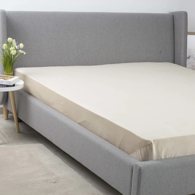 Простирадло на резинці 180×200 ТЕП VELOUR бежеве, велюр 200 г/м² - Фото 3 Простирадло на резинці 180×200 ТЕП VELOUR бежеве, велюр 200 г/м² - зображення 3