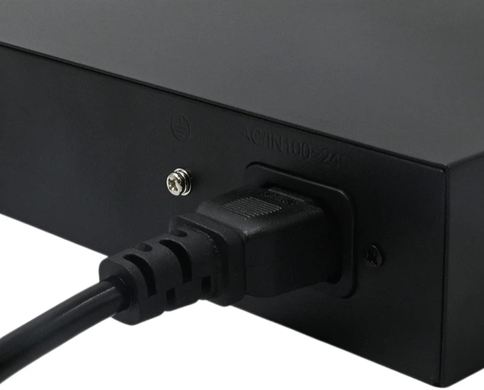 Комутатор Qoltec SWITCH Fast Ethernet PoE 8 x RJ45 PoE / 2 x RJ45 Uplink 120W 100 Mbps (5901878522906) - зображення 5