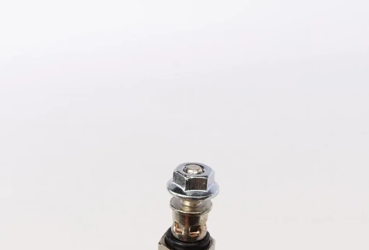 MAGNETI MARELLI свічка розжарювання PEUGEOT, CITROEN, PUNTO [061900167304] MAGNETI MARELLI 061900167304 - зображення 3