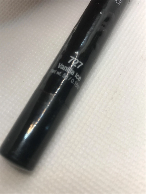 Помада в карандаше NYX Jumbo Lip Pencil Vanilla Ice (JLP727) - изображение 4